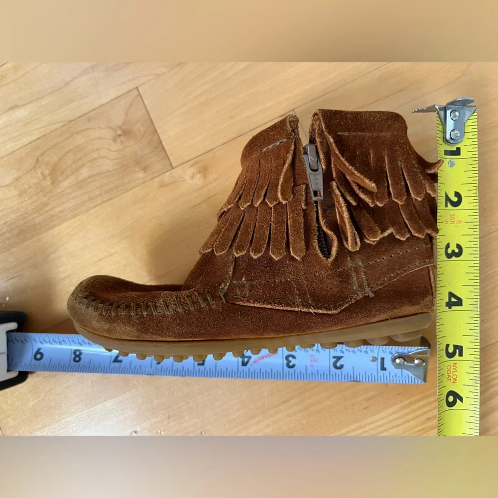 🥾Double Fringe Brown Suede Ankle Boot Minnetonka Moccasin 2292 Unisex Toddler 10